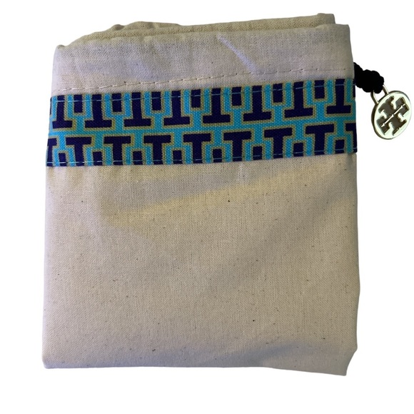 Tory Burch | Pink Magnolia McGraw Crossbody Camera Bag & Dust Bag - Picture 7 of 8